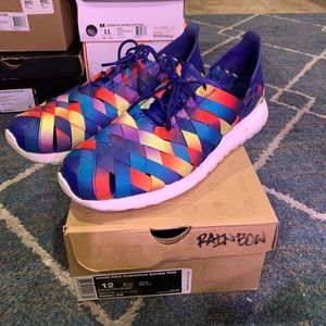 NIKE ROSHE RAINBOW SZ.10.5